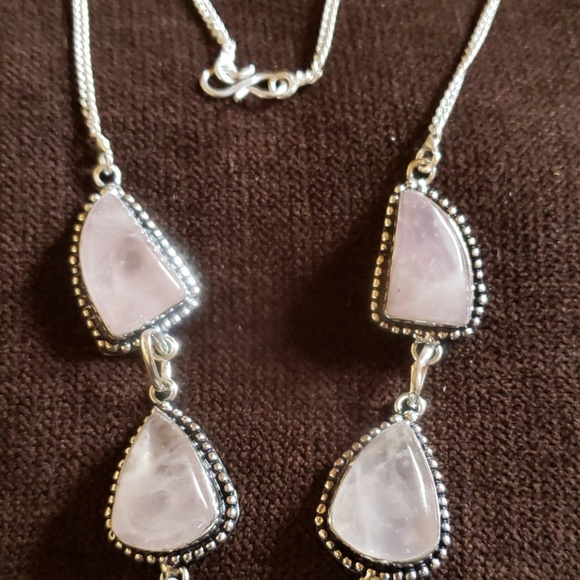 New Handcrafted Rose Quartz Necklace - Picture 3 of 4